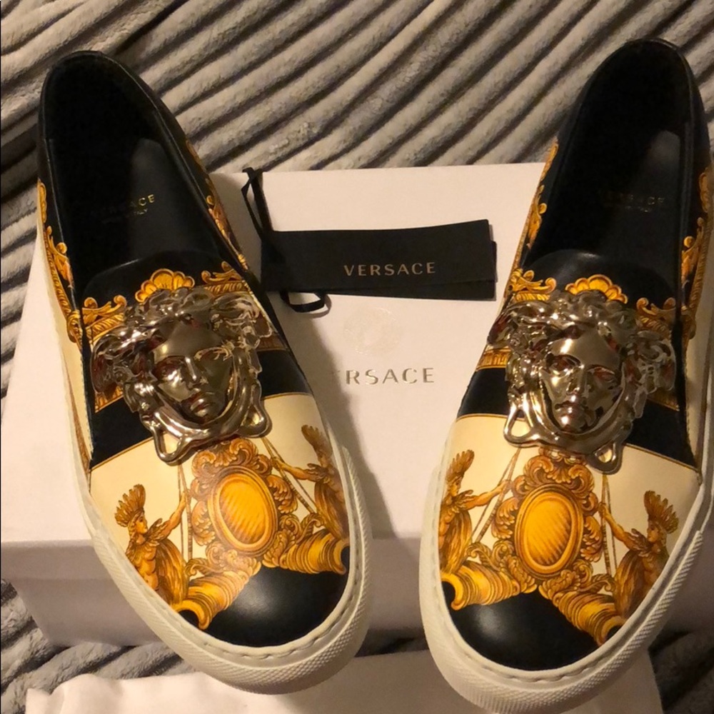 New Versace Barroco Print Palazzo slipon size 37.5